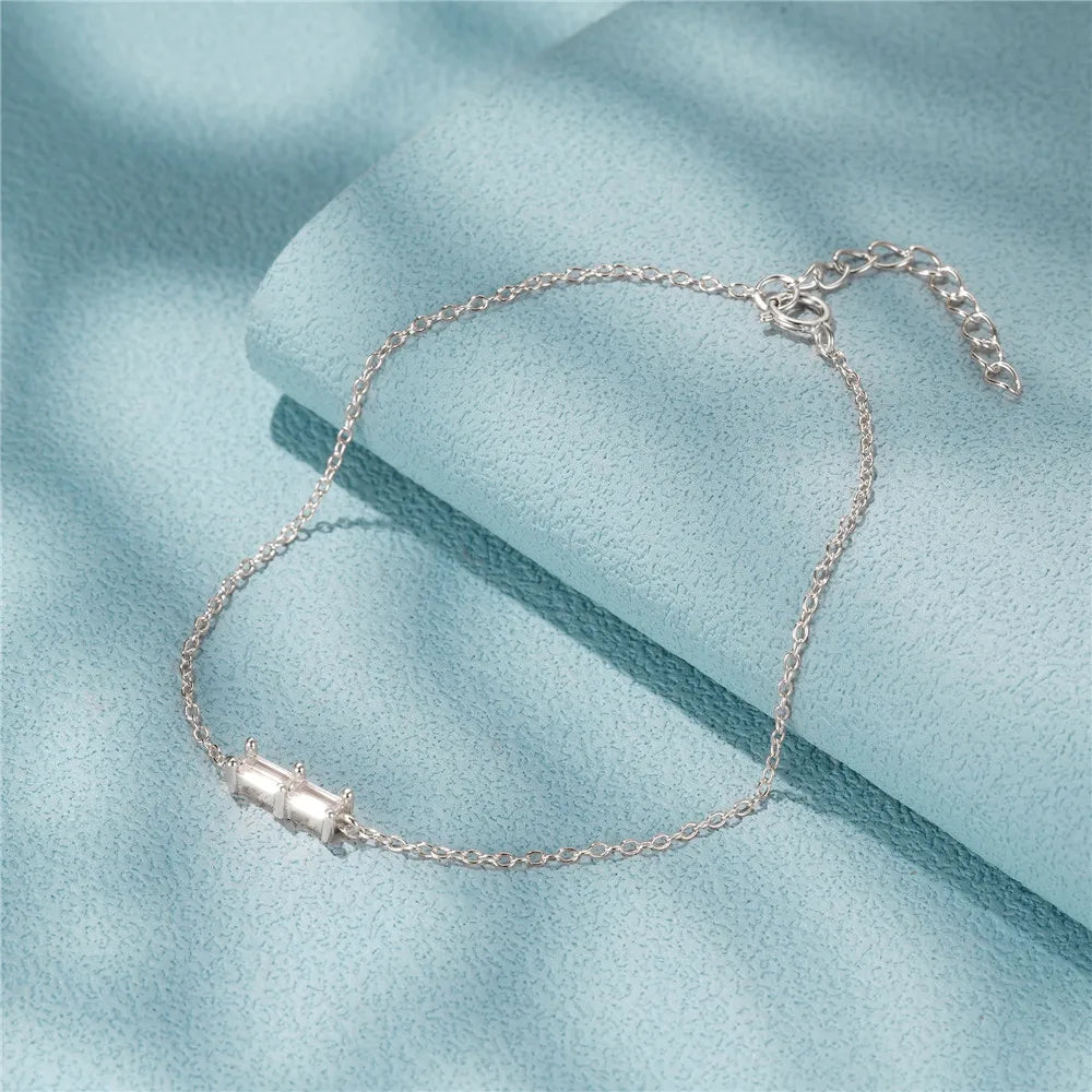 Delicate Fine Chain Link Bracelet with Zircon Details Gold, Silver