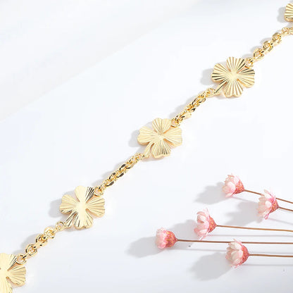 Fine Gold Bracelet Clover Pattern