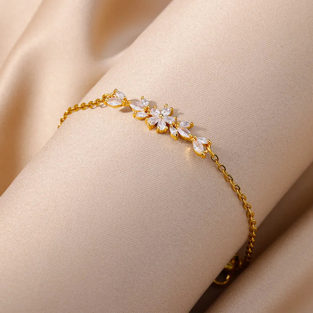 Elegant Zircon Flower Bracelet Gold, Silver